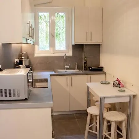 Apartment Of The Square Athens