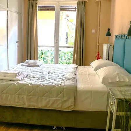 Of The Square Apartment *